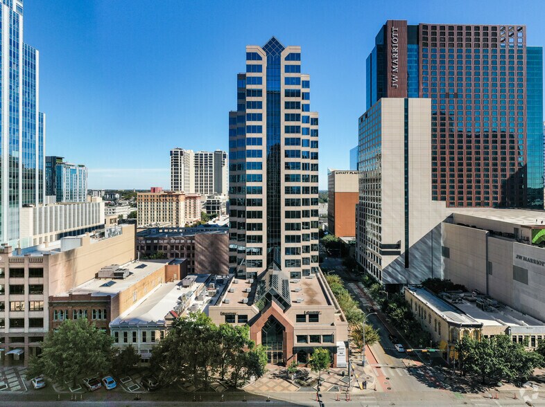 301 Congress Ave, Austin, TX for lease - Building Photo - Image 2 of 10