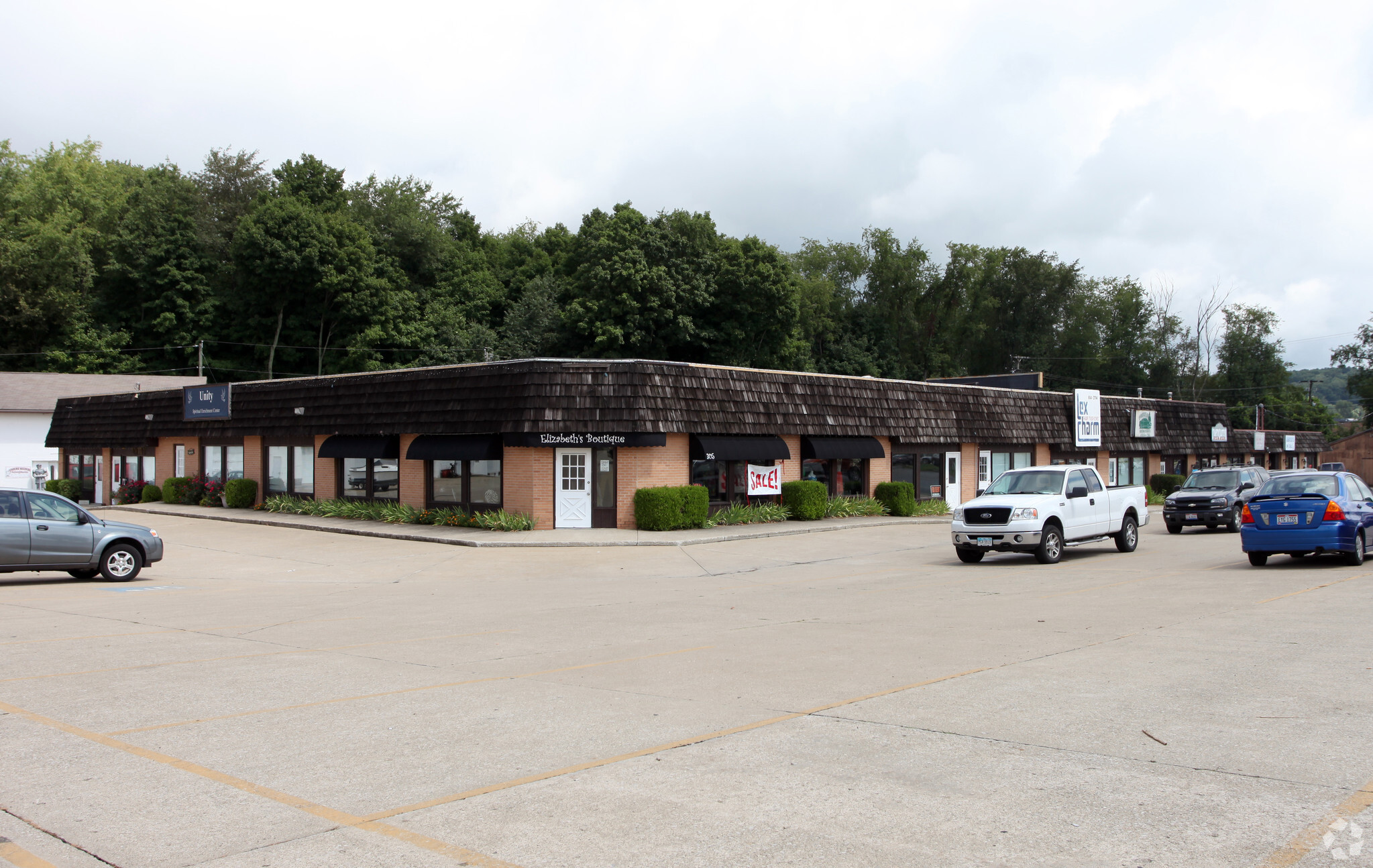 303-309 E Main St, Mansfield, OH for lease Primary Photo- Image 1 of 6