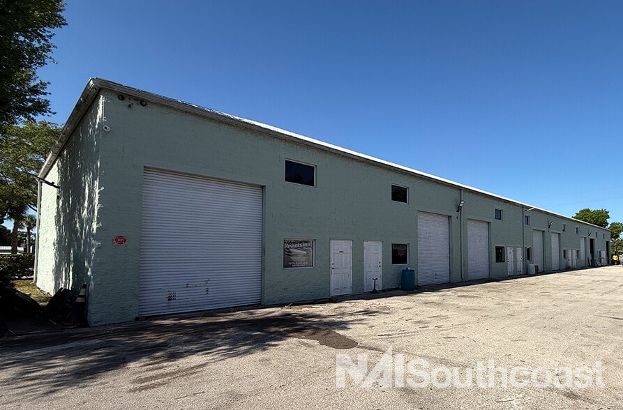 1337 SW South Macedo Blvd, Port Saint Lucie, FL for lease - Building Photo - Image 1 of 7
