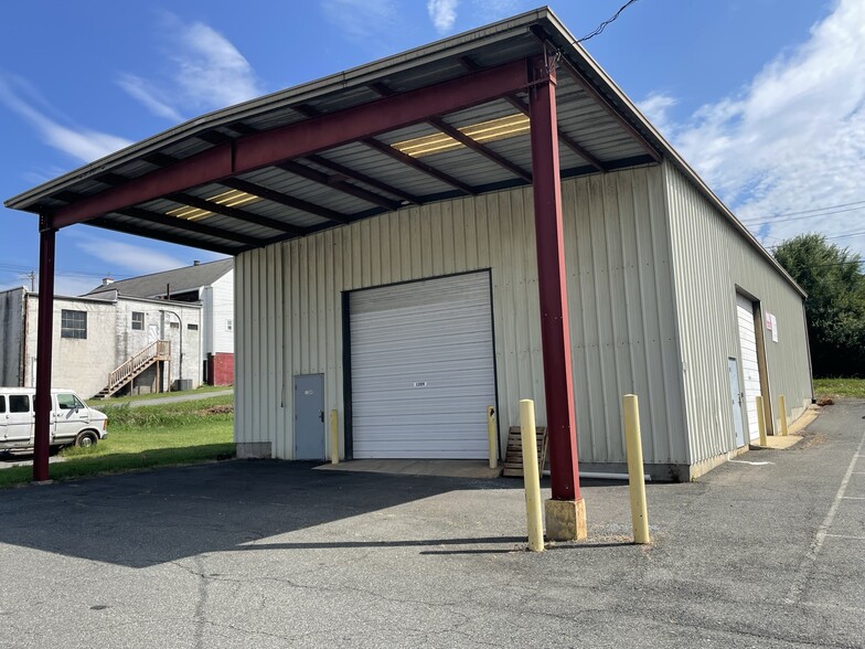 1209-1211 Stephenson Ave, Lynchburg, VA for lease - Building Photo - Image 2 of 7