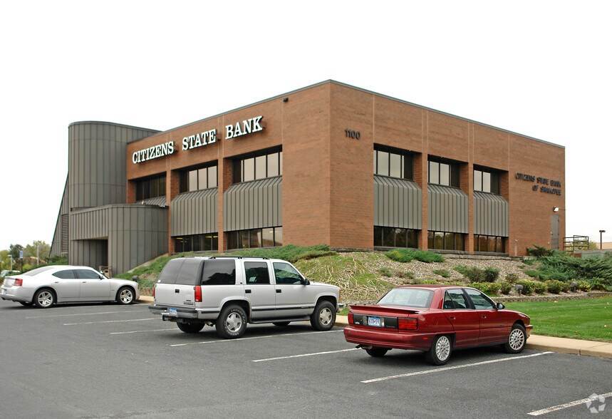 1100 4th Ave E, Shakopee, MN for sale - Primary Photo - Image 1 of 1