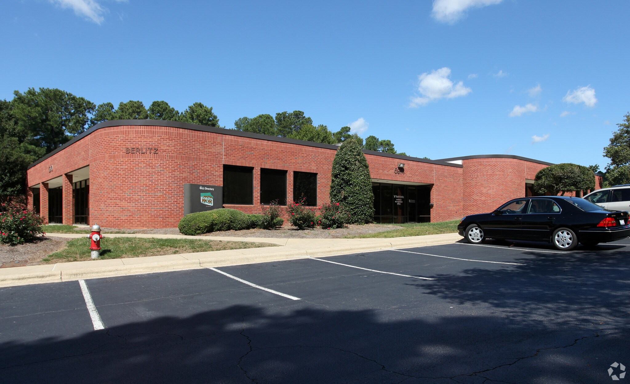 5970-5986 Six Forks Rd, Raleigh, NC for sale Primary Photo- Image 1 of 6