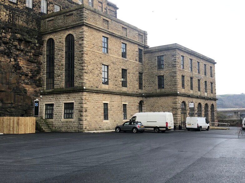 Old Ln, Halifax for sale - Building Photo - Image 1 of 1