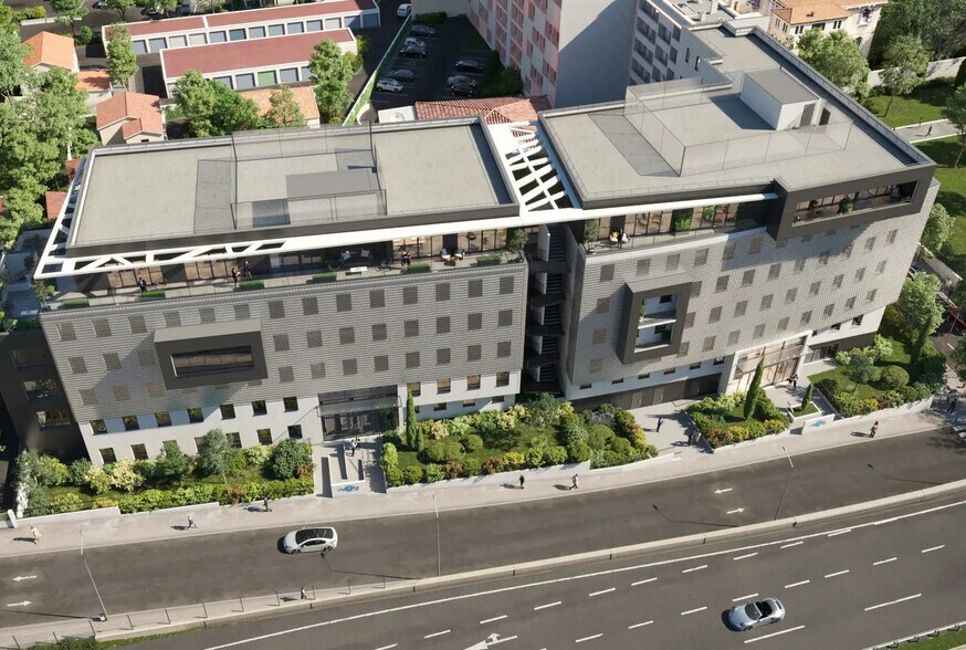 Retail in Marseille for lease - Building Photo - Image 2 of 12