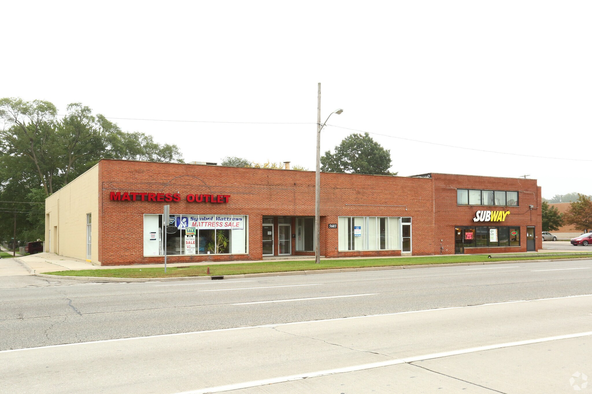 56015607 S Telegraph Rd, Dearborn Heights, MI 48125 Retail for Lease