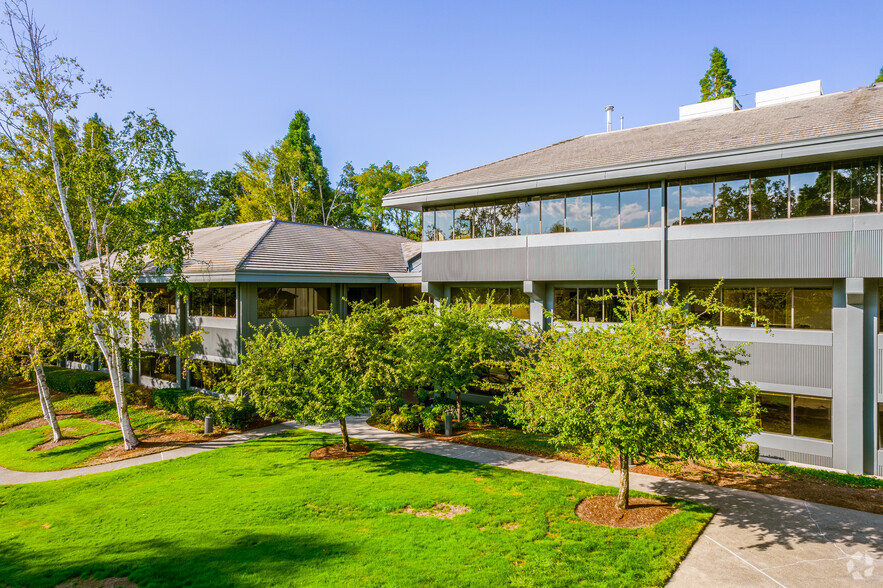 4000 Kruse Way Pl, Lake Oswego, OR for lease - Primary Photo - Image 1 of 5