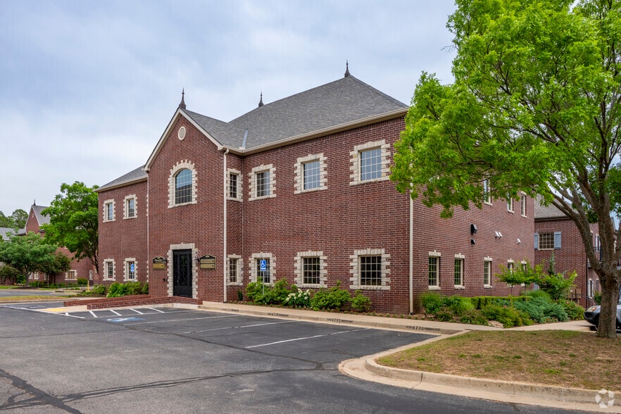 4735 E 91st St, Tulsa, OK for lease - Building Photo - Image 1 of 13