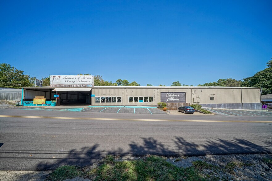 216 E Sevier St, Benton, AR for sale - Building Photo - Image 1 of 1