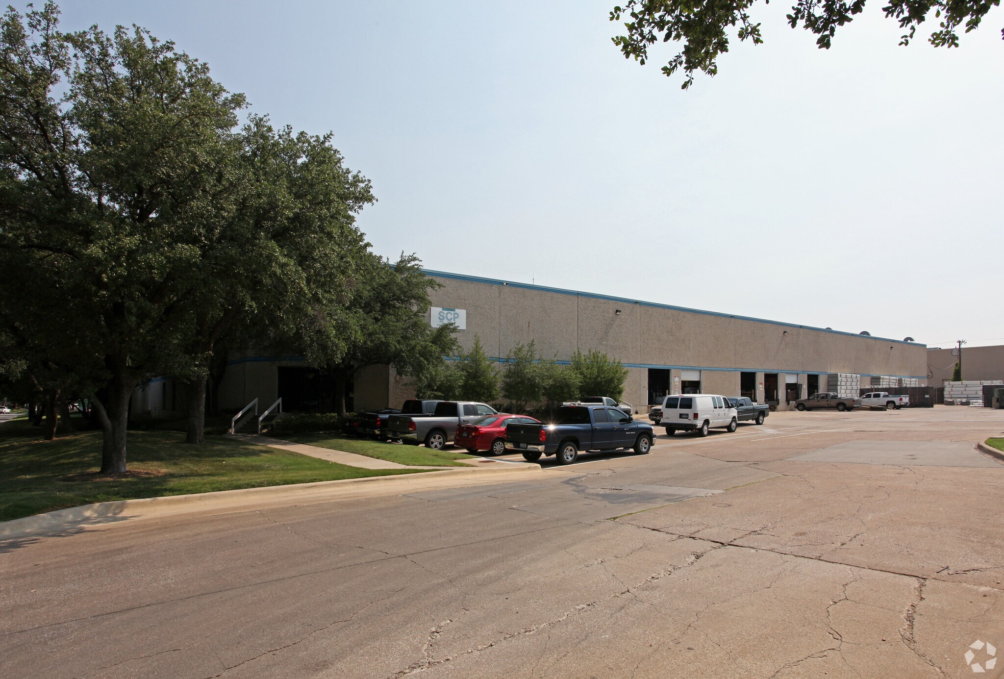 2101-2107 Hutton Dr, Carrollton, TX for sale Primary Photo- Image 1 of 1