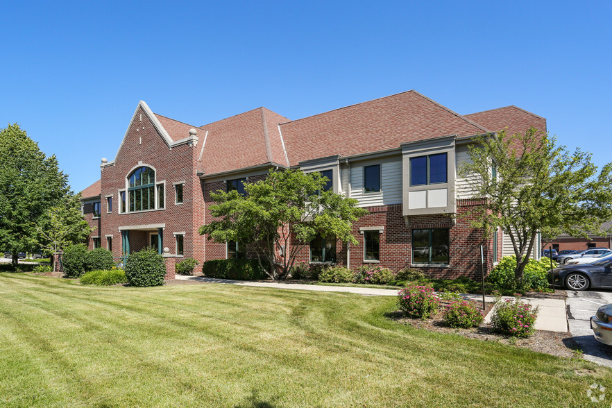 1500 W Market St, Mequon, WI for sale - Building Photo - Image 1 of 1