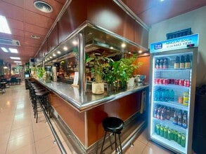 Retail in Molins de Rei, Barcelona for lease Interior Photo- Image 2 of 18