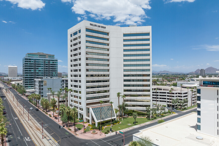 3101-3111 N Central Ave, Phoenix, AZ for lease - Primary Photo - Image 1 of 43