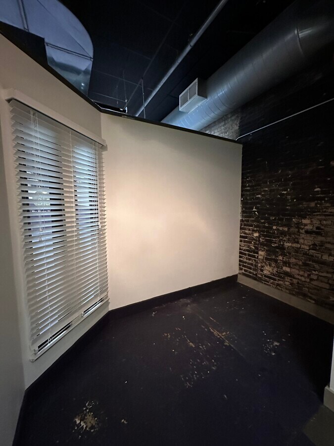 222 N Broadway, Fargo, ND 58102 Atomic Coffee Building