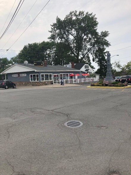 5885 Main, Olcott, NY for sale - Building Photo - Image 1 of 1