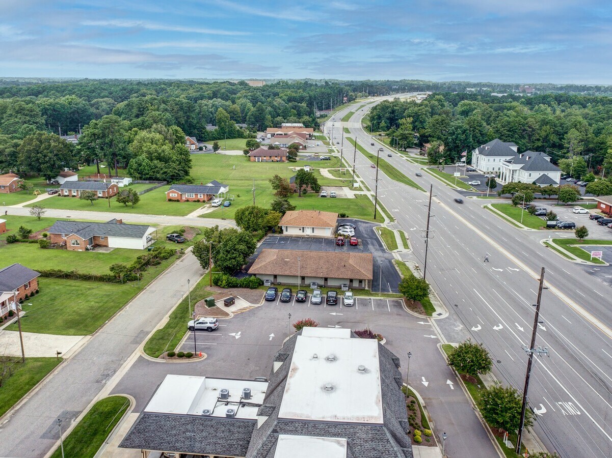 108 N Winstead Ave, Rocky Mount, NC 27804