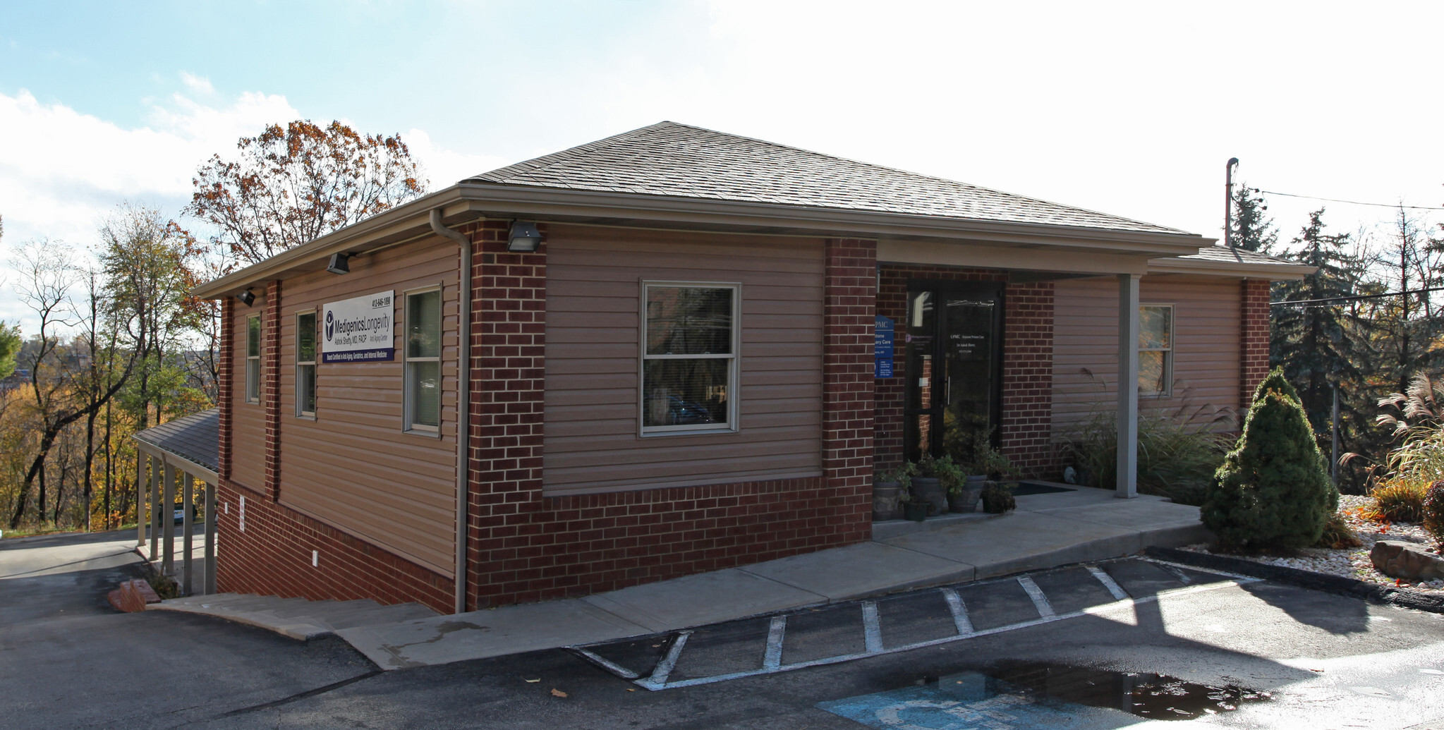 118 Fox Plan Rd, Monroeville, PA for lease Primary Photo- Image 1 of 4