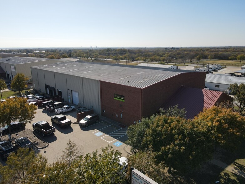 4801 W University Dr, Denton, TX for lease - Building Photo - Image 1 of 18