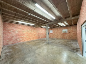 2915 S Zarzamora St, San Antonio, TX for lease Building Photo- Image 2 of 4