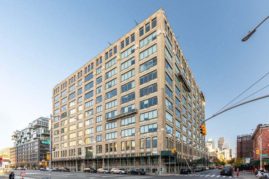 535 W 46th St, New York, NY for sale - Primary Photo - Image 1 of 1