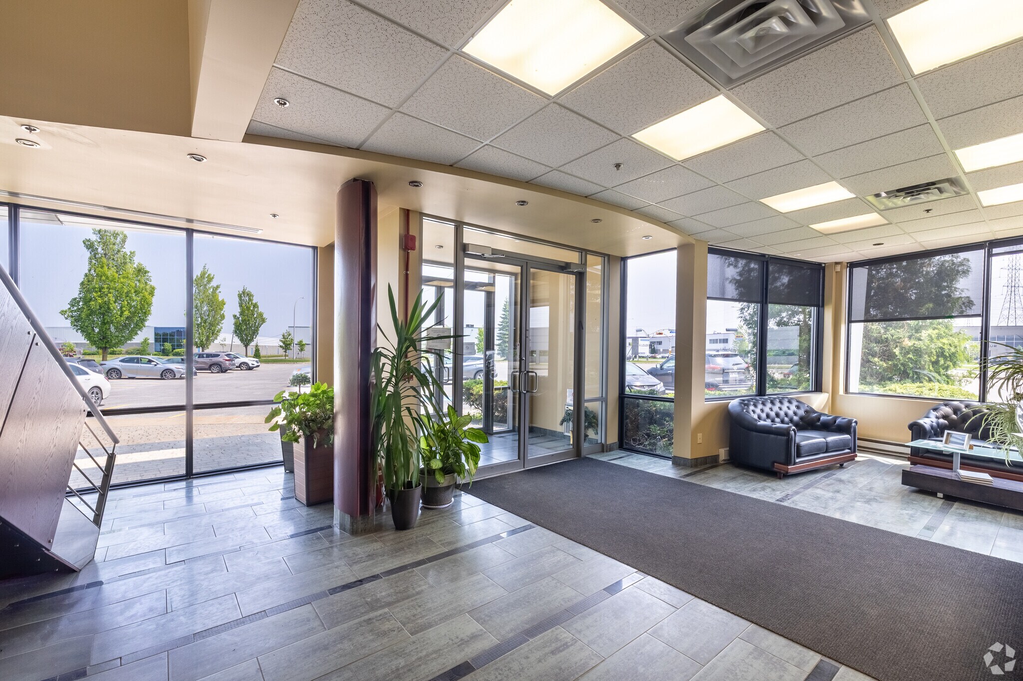 2103-2167 Boul Dagenais O, Laval, QC for lease Interior Photo- Image 1 of 4