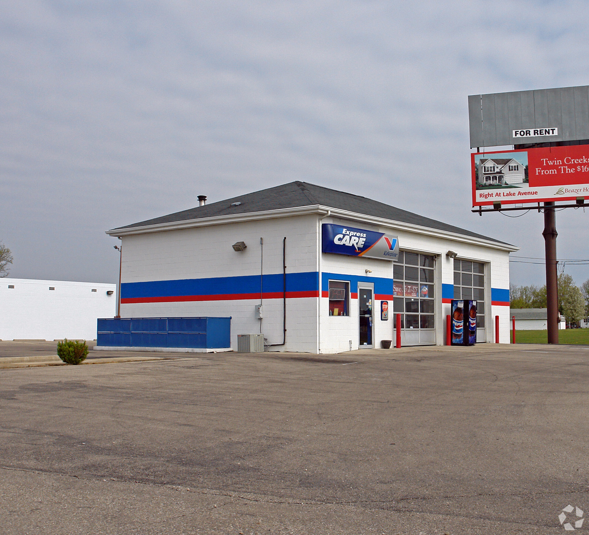 1323 S Dayton Lakeview Rd, New Carlisle, OH for sale Primary Photo- Image 1 of 1