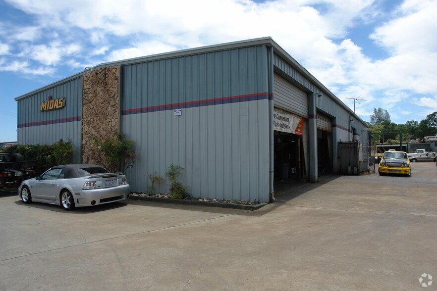 1184011860 Atwood Rd, Auburn, CA 95603