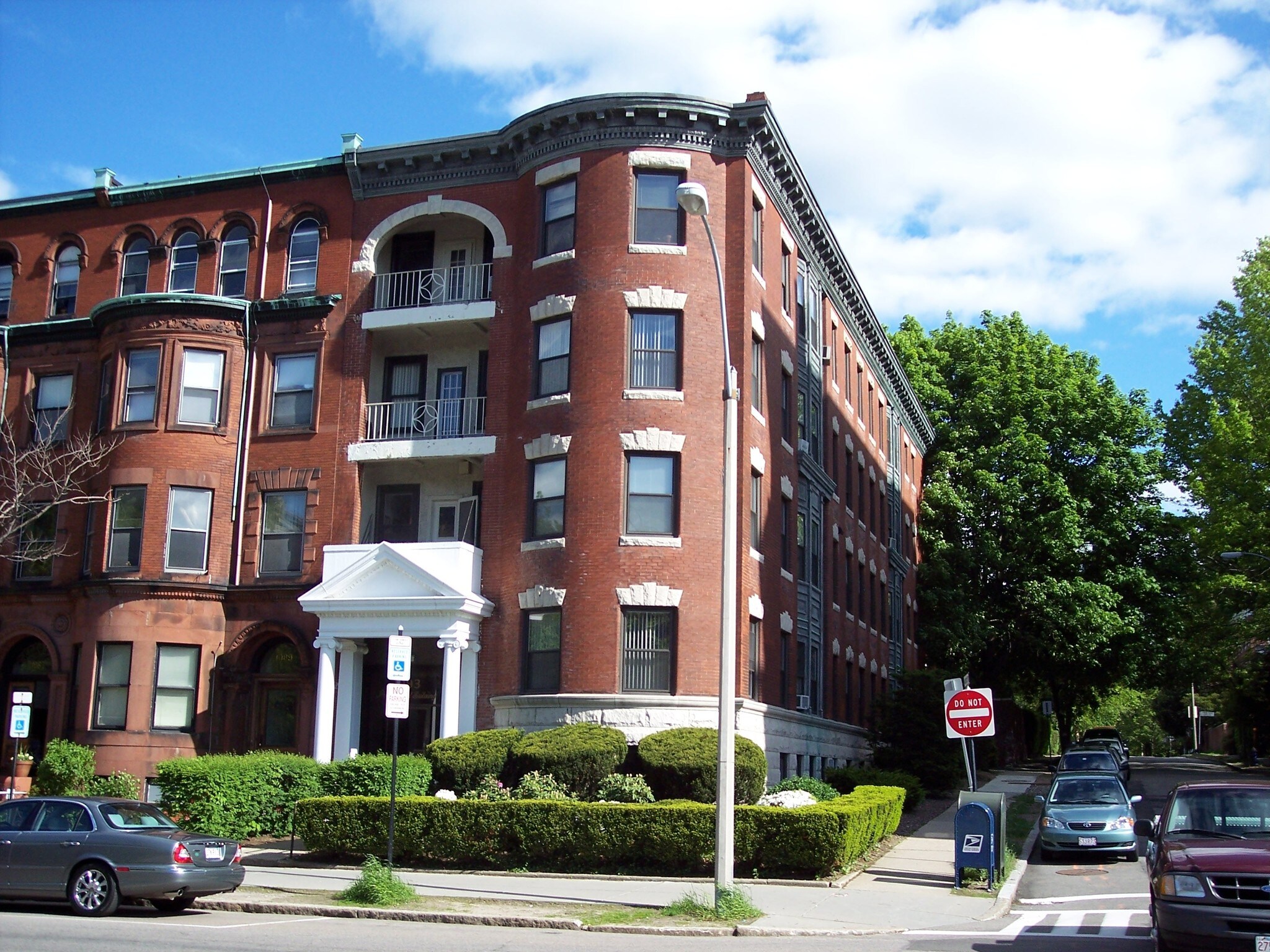 1093-1095 Beacon St, Brookline, MA for sale Primary Photo- Image 1 of 1