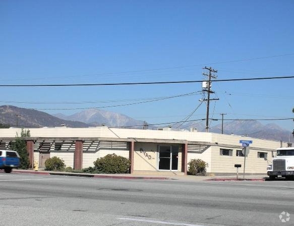 292-298 S Irwindale Ave, Azusa, CA for lease - Building Photo - Image 3 of 6