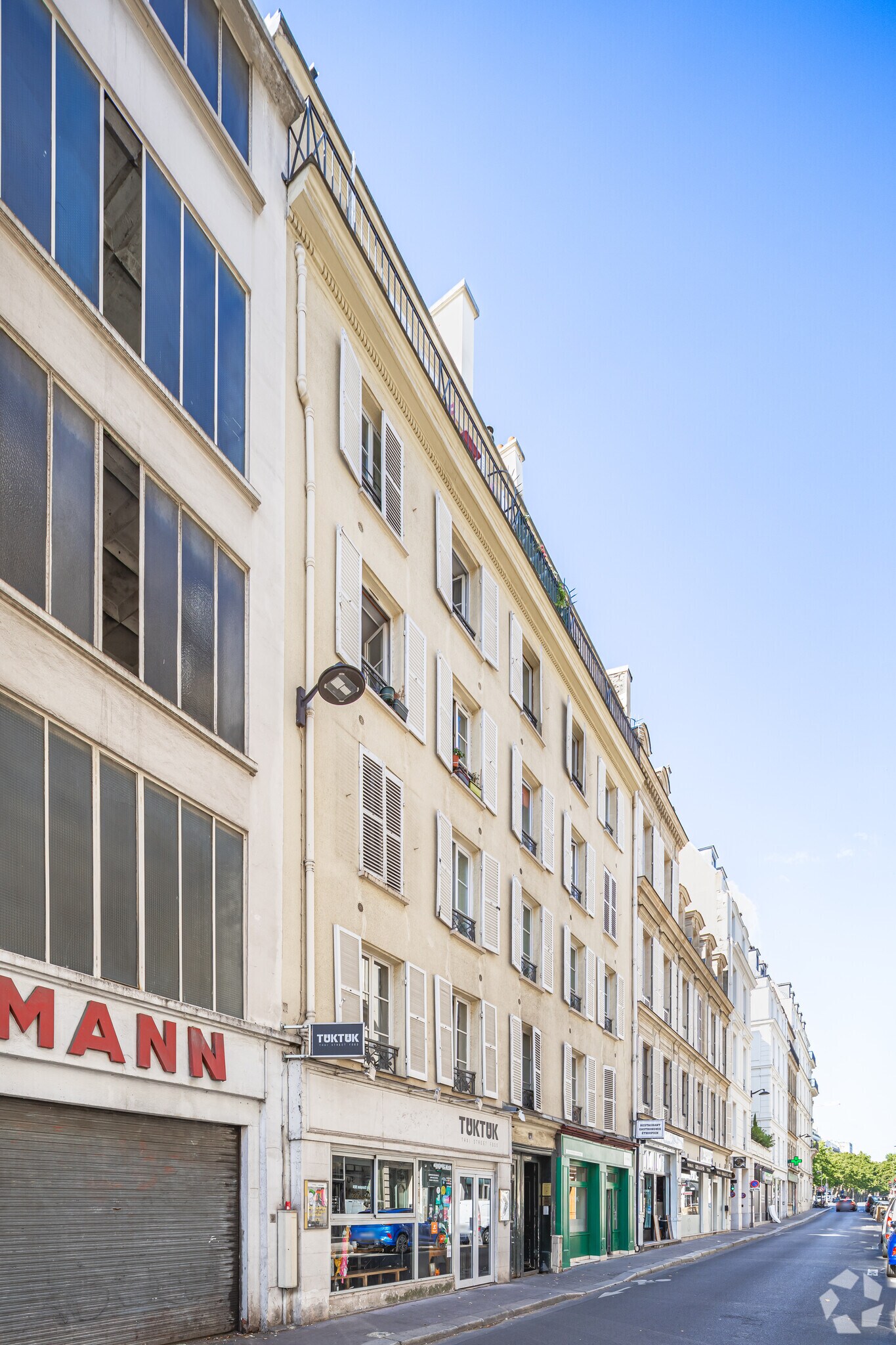 47 Rue De Laborde, Paris for sale Primary Photo- Image 1 of 1