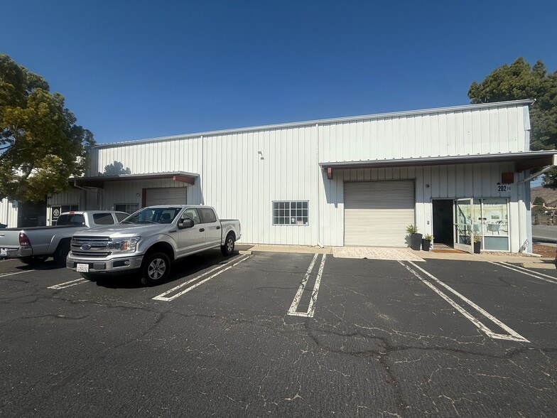 202 Tank Farm Rd, San Luis Obispo, CA for lease - Building Photo - Image 3 of 6