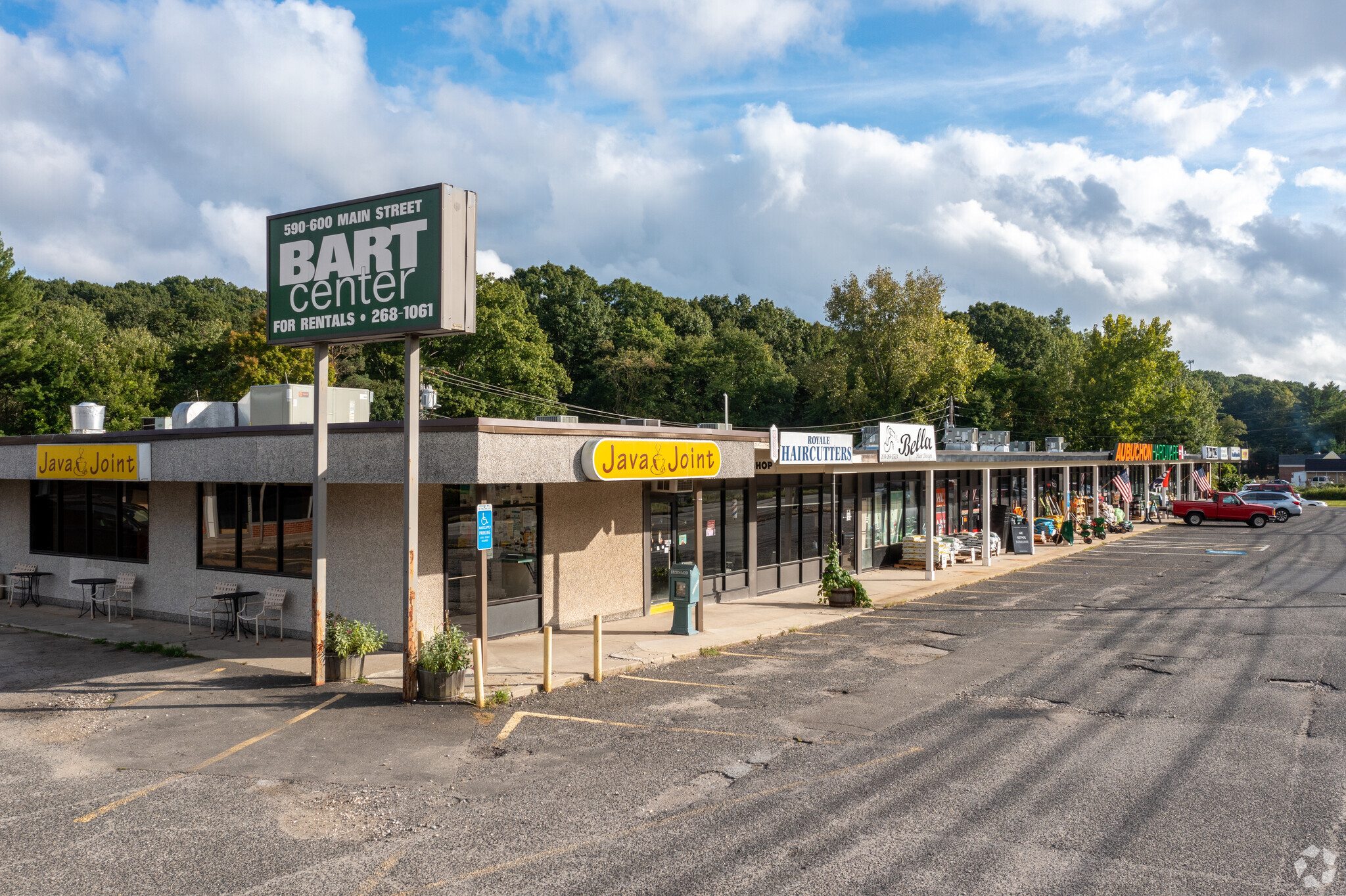 590-600 Main St, Monroe, CT for sale Primary Photo- Image 1 of 1