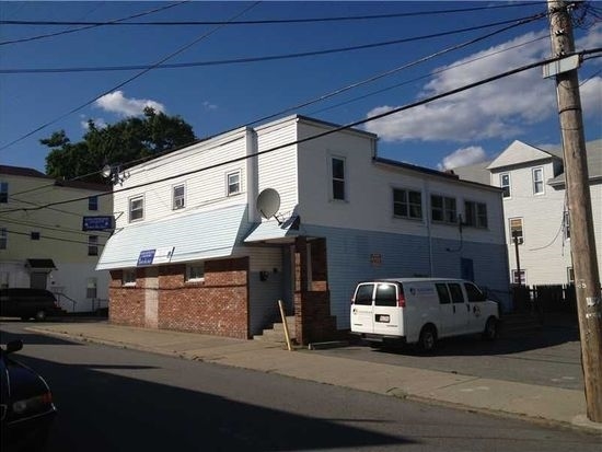 563 Pine St, Central Falls, RI for sale - Building Photo - Image 1 of 1