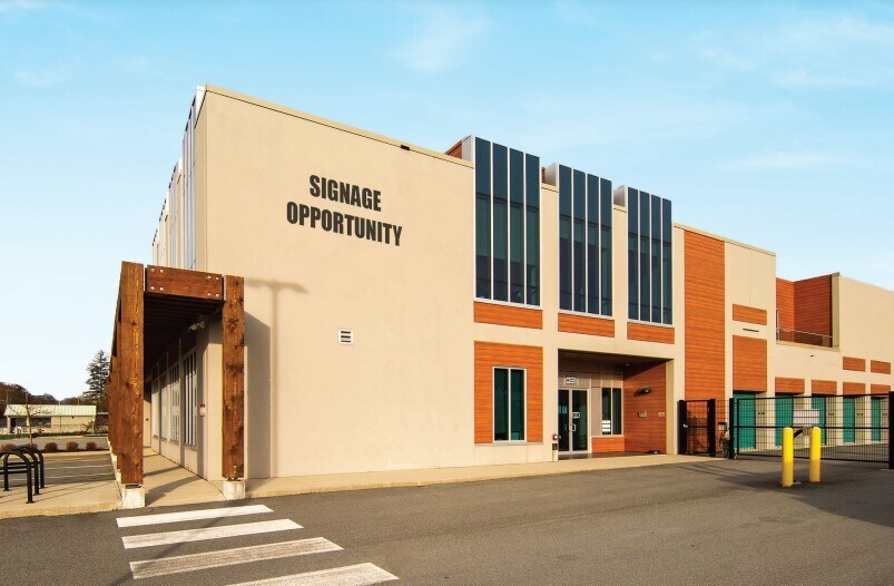 39480 Queens Way, Squamish, BC for sale Building Photo- Image 1 of 1