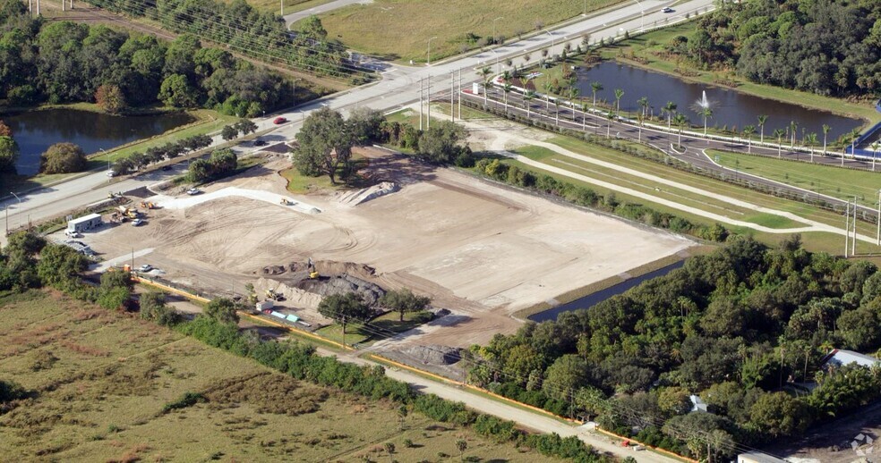 Pinebrook Road & Curry Lane - Building 1, Venice, FL for lease - Aerial - Image 2 of 6