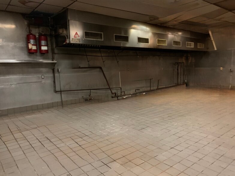 478 Rockaway Ave, Brooklyn, NY for lease - Building Photo - Image 3 of 4