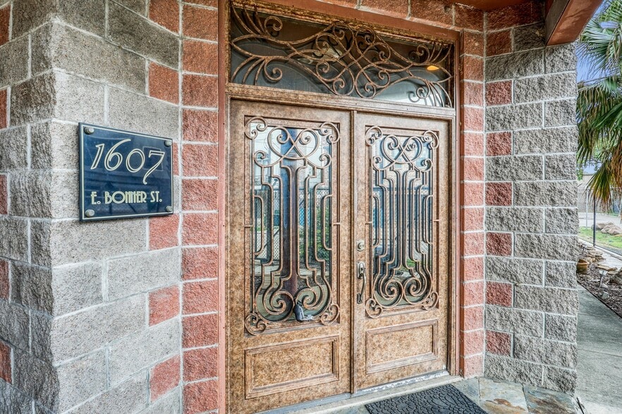 1607 Bonner St, Houston, TX for sale - Building Photo - Image 3 of 42