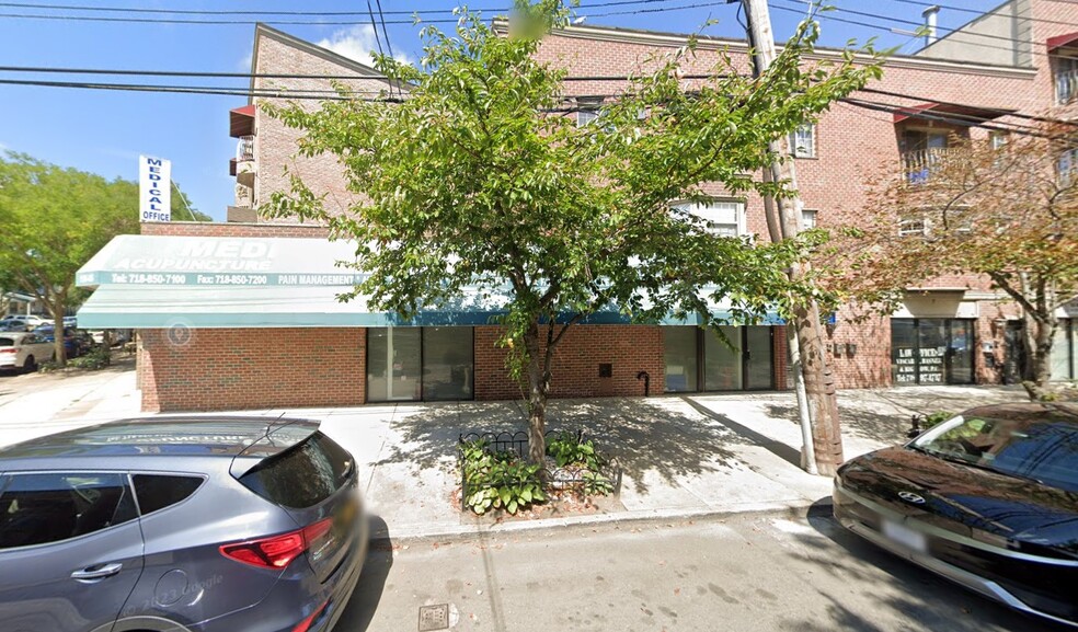 11611 Myrtle Ave, Jamaica, NY for sale - Primary Photo - Image 1 of 1