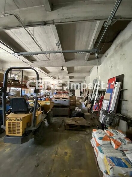 Office in Talant for lease - Building Photo - Image 2 of 9