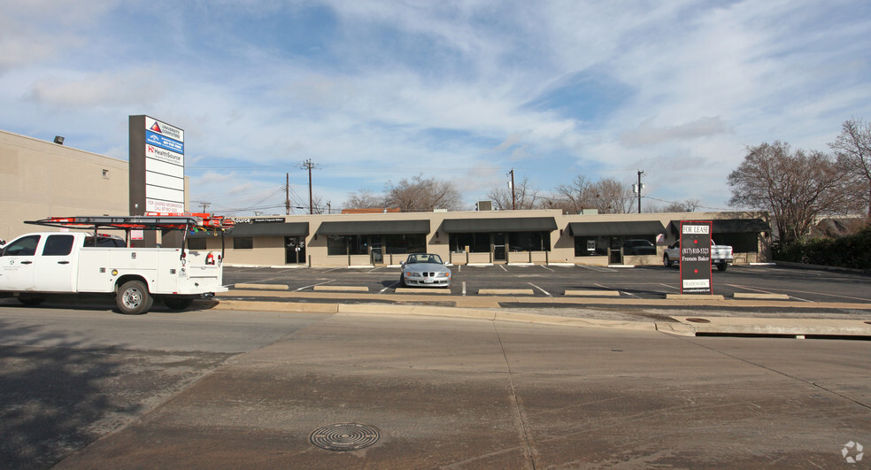 3324-3330 W 7th St, Fort Worth, TX for lease - Building Photo - Image 3 of 6