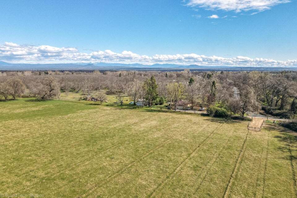 Riverland Drive, Anderson, CA 96007