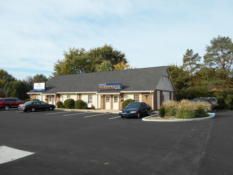 1100-1140 N State Road 135, Greenwood, IN for lease - Building Photo - Image 2 of 5