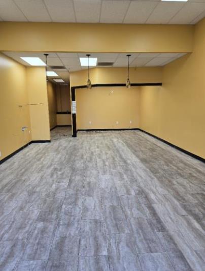 100 E Kansas St, Lansing, KS for lease Interior Photo- Image 1 of 4