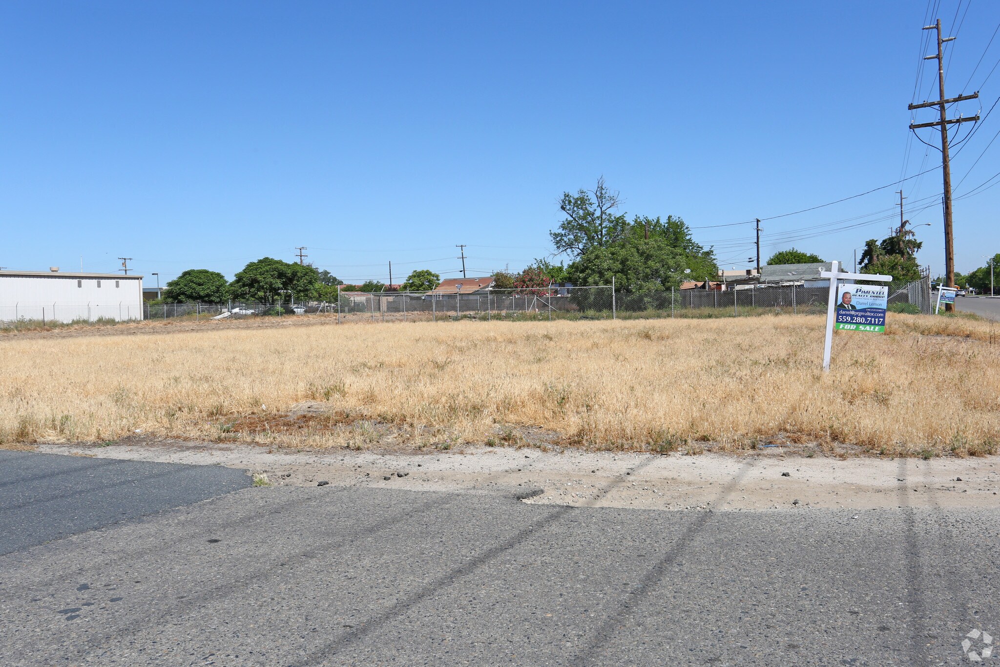580 E Walnut Ave, Tulare, CA for sale Primary Photo- Image 1 of 1
