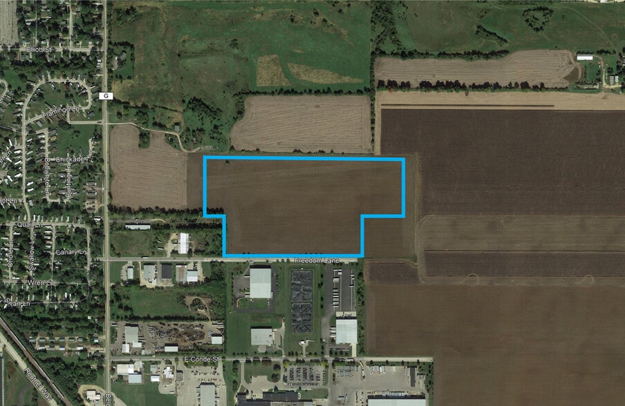 401 Freedom Ln, Janesville, WI for sale - Aerial - Image 3 of 4