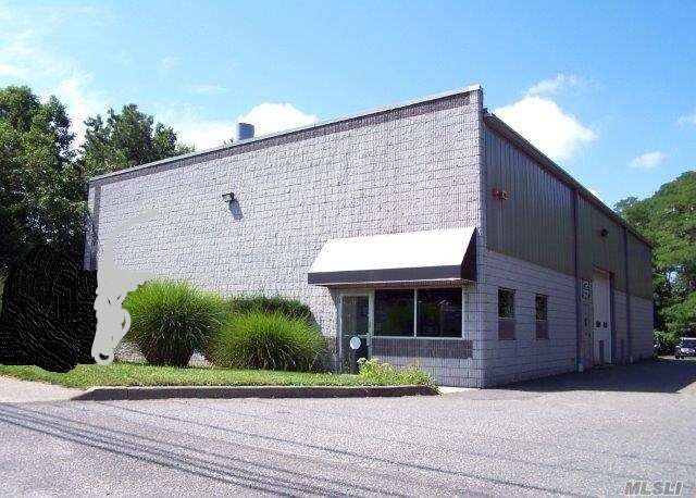14 Industrial Rd, Port Jefferson Station, NY for sale - Building Photo - Image 1 of 1