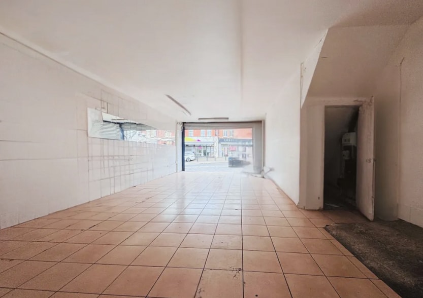 25 Craven Park Rd, London for lease - Interior Photo - Image 2 of 8