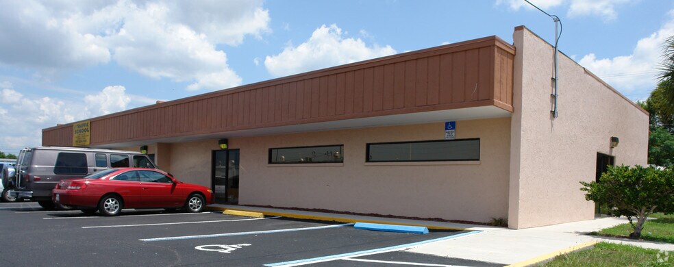 10600-10610 License Ln, Port Richey, FL for sale - Primary Photo - Image 1 of 1