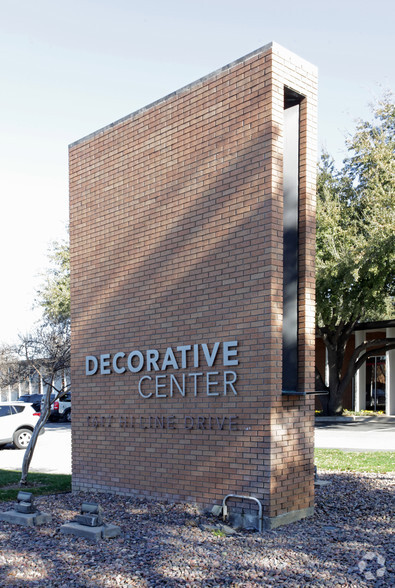 1617 Hi Line Dr, Dallas, TX for lease - Building Photo - Image 2 of 3