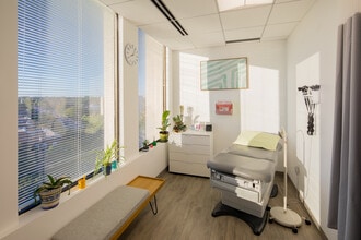 8401 Connecticut Ave, Chevy Chase, MD for sale Interior Photo- Image 2 of 10