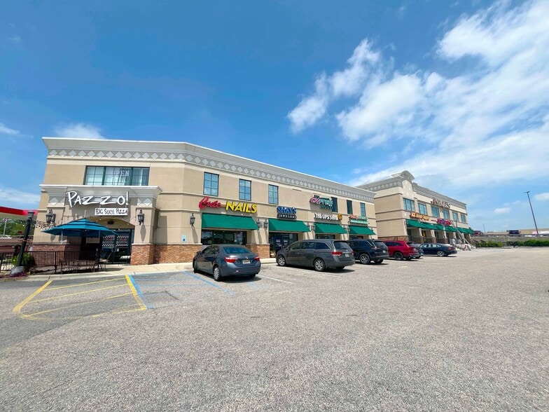 1676 Montgomery Hwy, Birmingham, AL for lease - Building Photo - Image 1 of 9